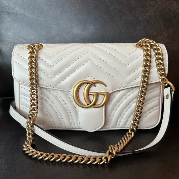NEW Gucci GG marmont bag medium, white w/ matte gold finish - UNAVAILABLE Online - Picture 1 of 11